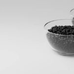 How to load activated alumina and molecular sieves correctly?